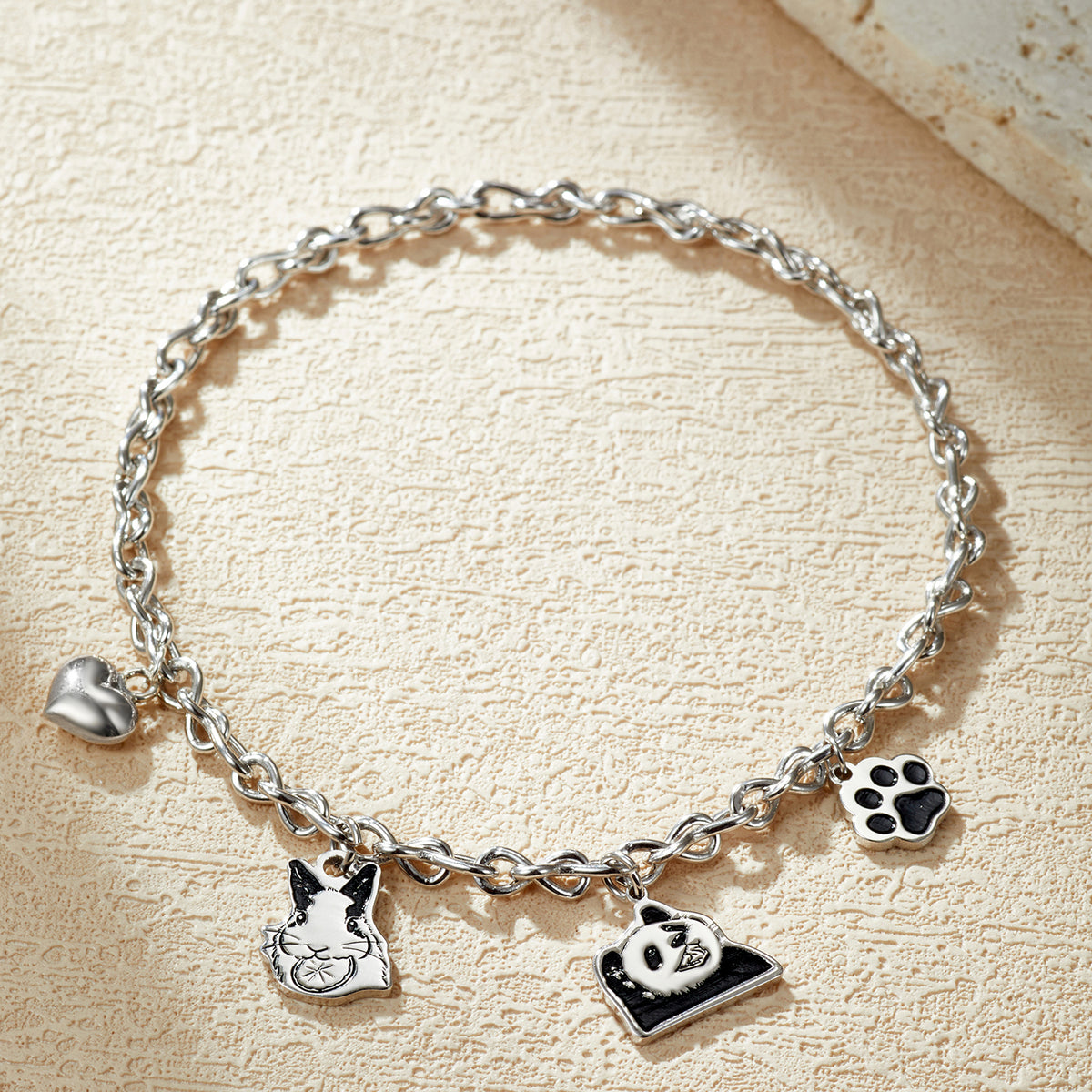 Silberarmband mit individueller Gravur und Haustierporträt